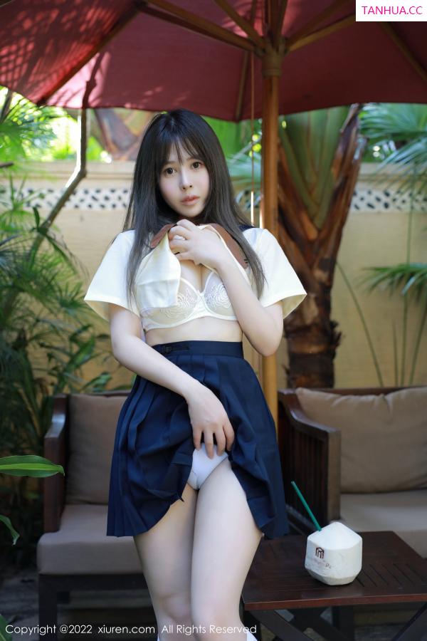 Evelyn艾莉  [XiuRen]高清写真图 2022.12.20 No.6021 Evelyn艾莉 南京旅拍第30张图片